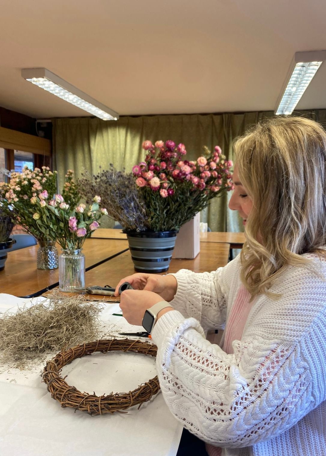 Christmas Dried Flower Wreath Workshop