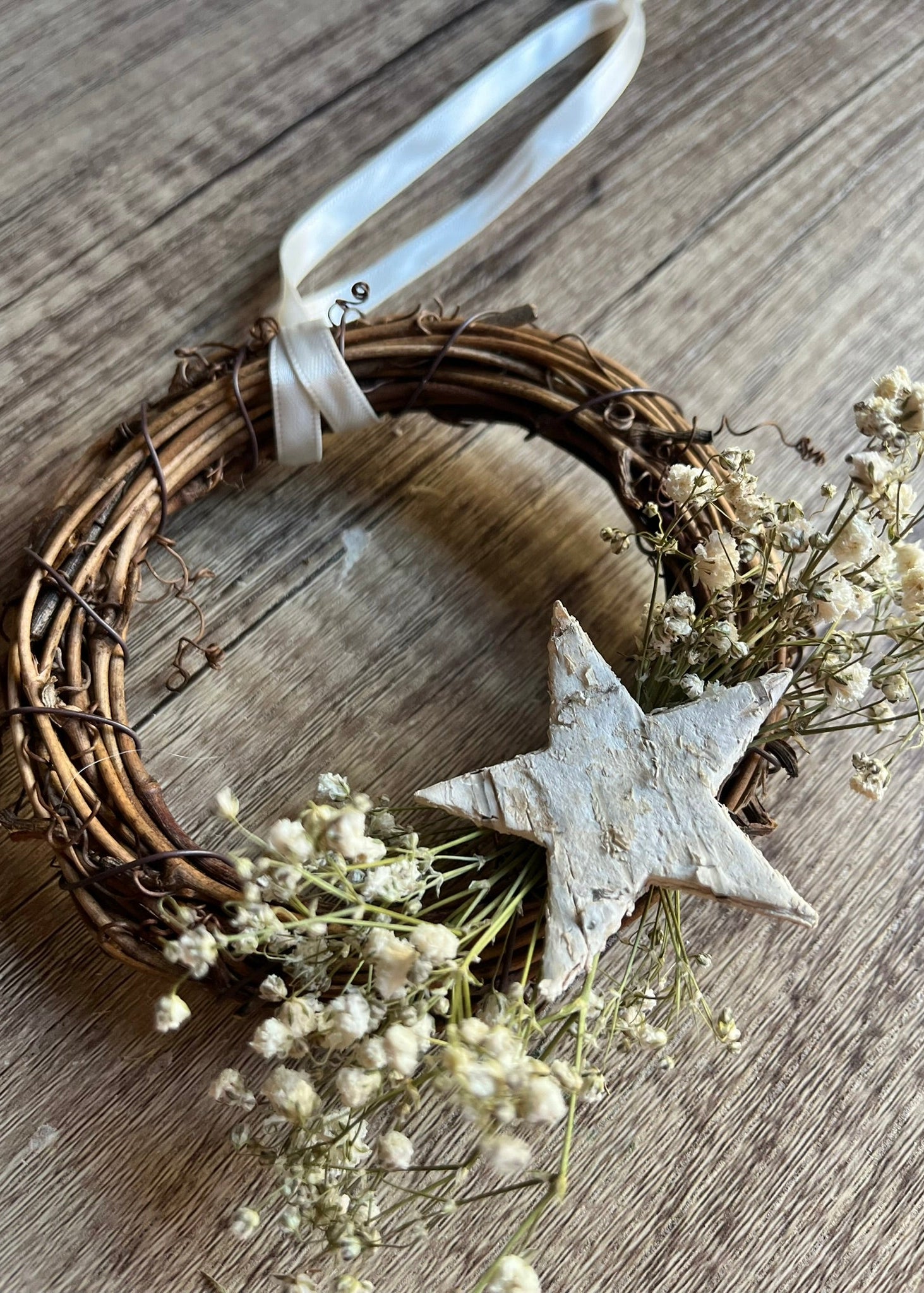 white star mini wreath